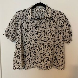 The Great black and white floral button down top
